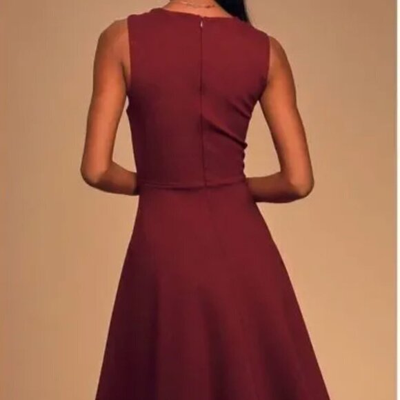 Lulus Hello World Wine Midi Dress W/Back Zipper, Sz. S. - Picture 6 of 14